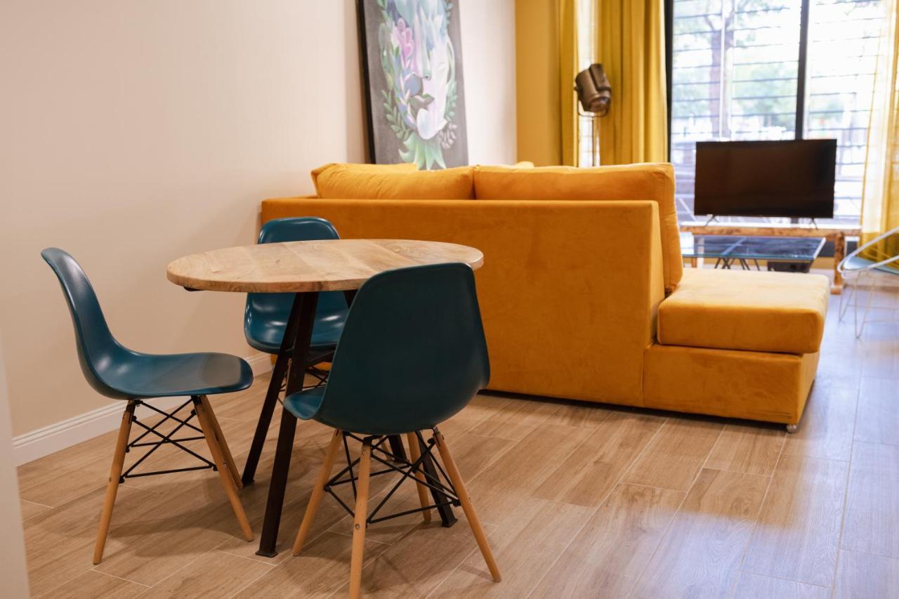 Ziryad Apartamentos 1 Cordova Esterno foto